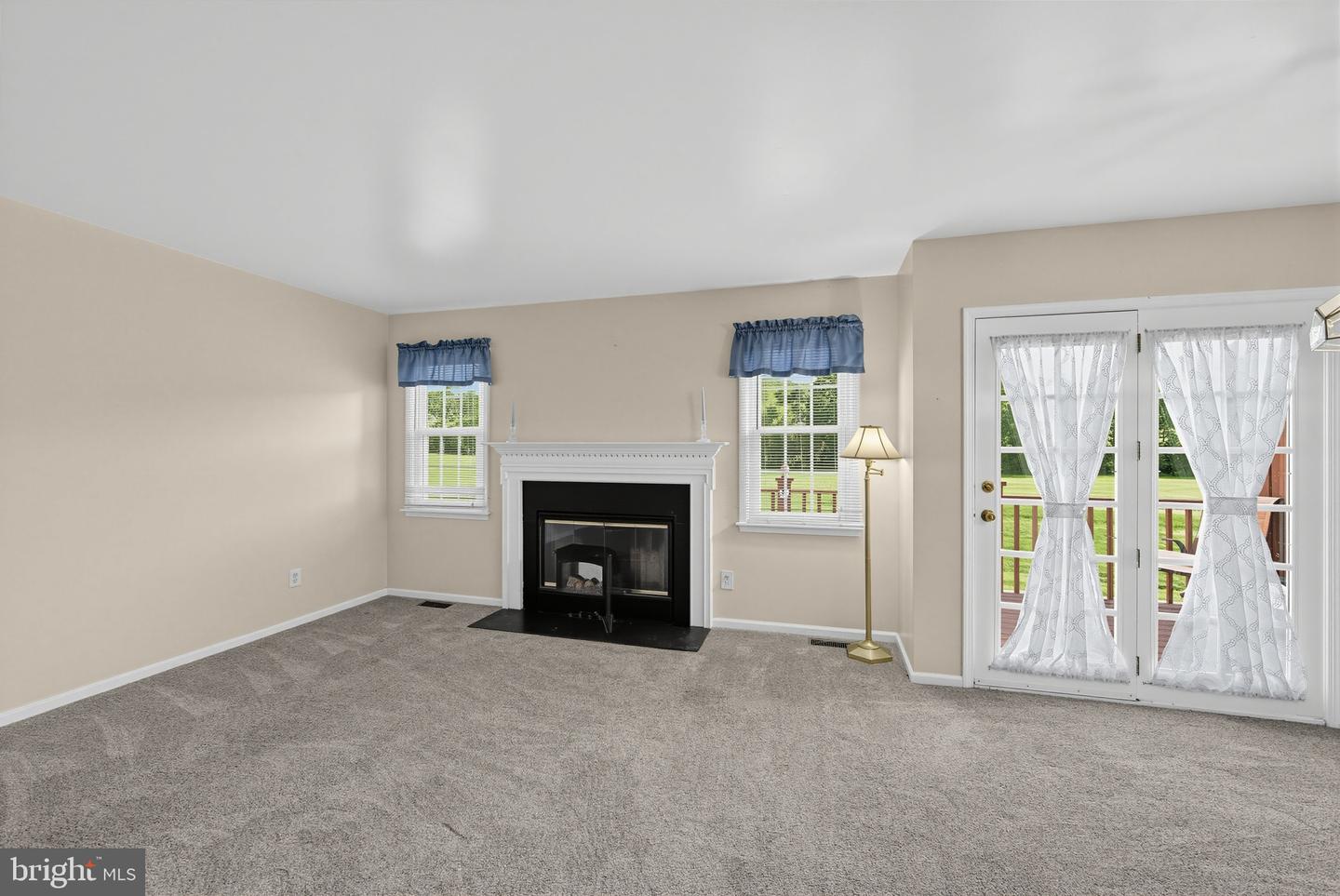 313 Welsh Cir Property Photo 7