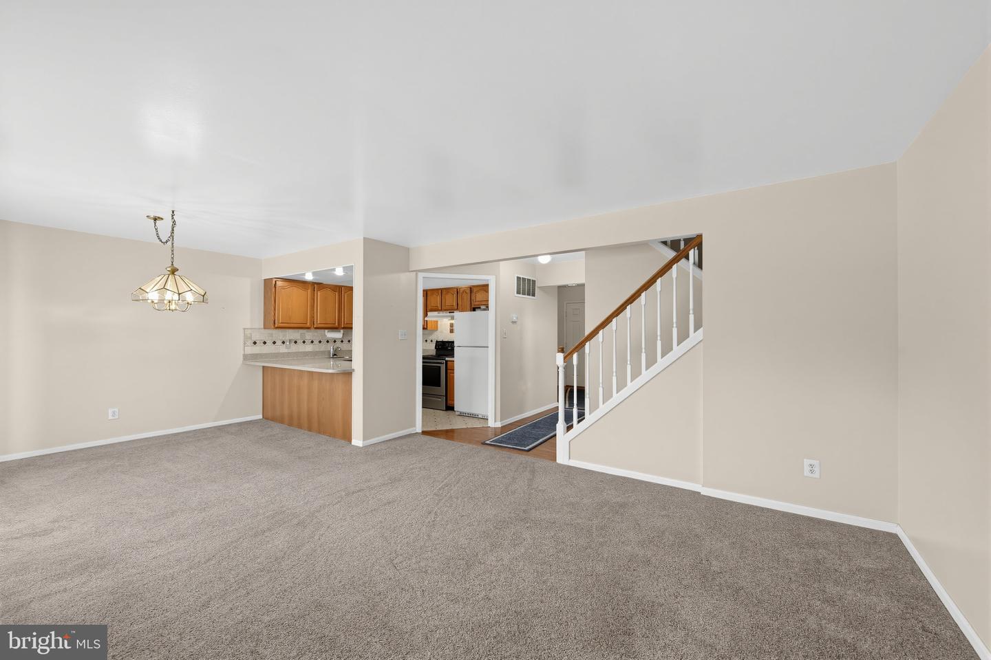 313 Welsh Cir Property Photo 9
