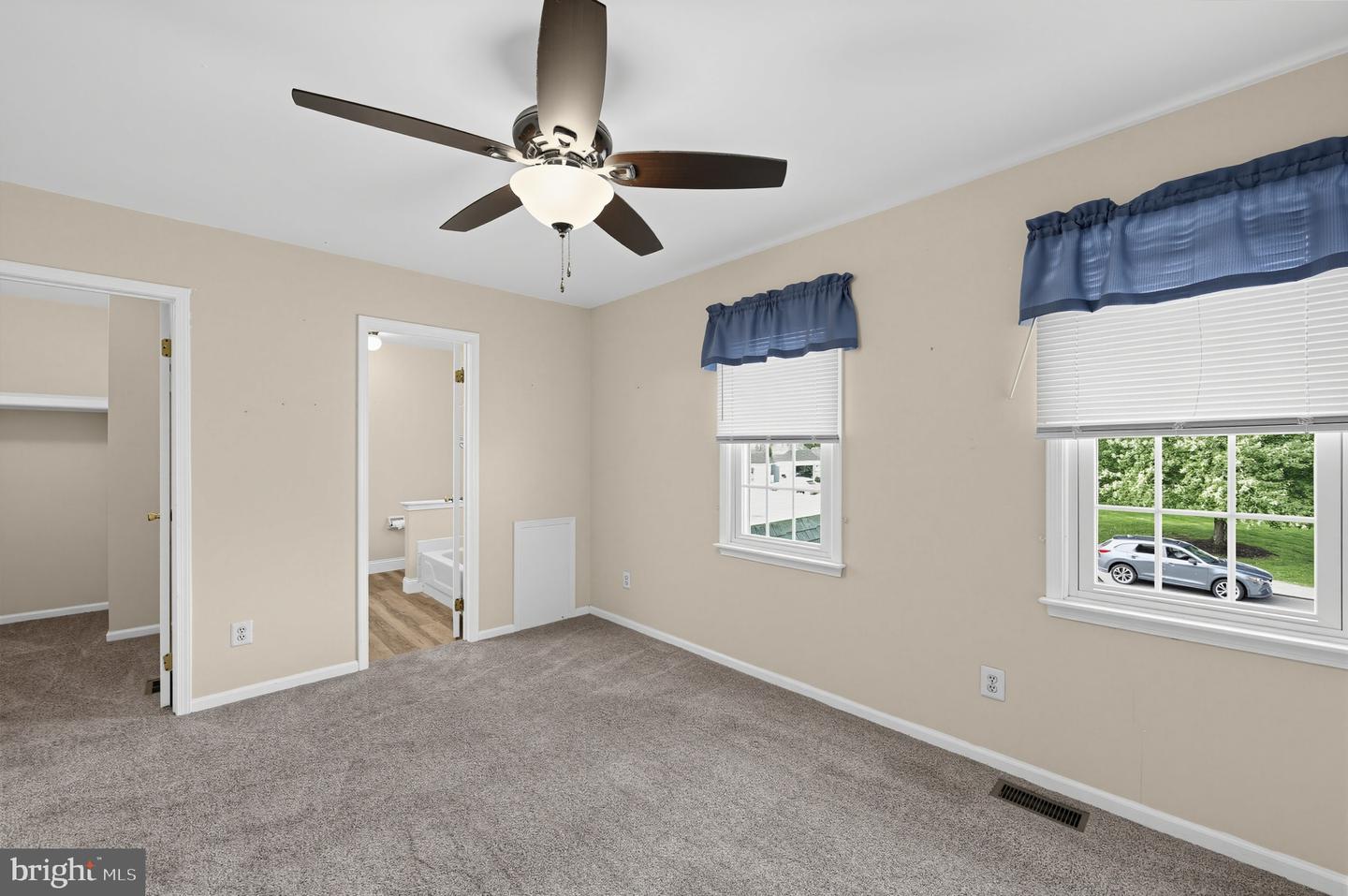 313 Welsh Cir Property Photo 18