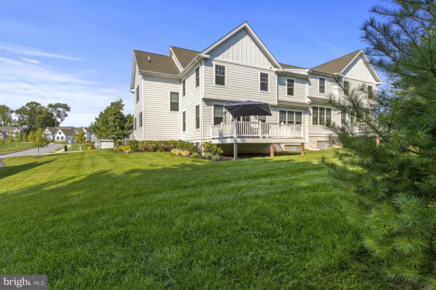 224 Daylesford Ct Property Photo 42