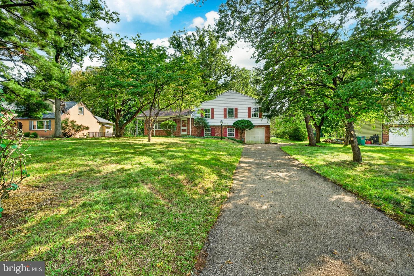 736 W Philip #b115 Property Photo 1