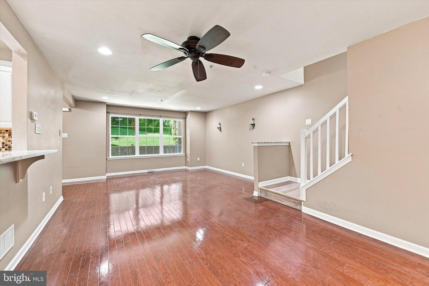 278 Flagstone Rd #3 Property Photo 5