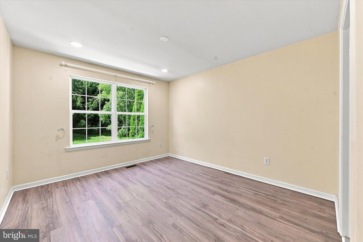 278 Flagstone Rd #3 Property Photo 12