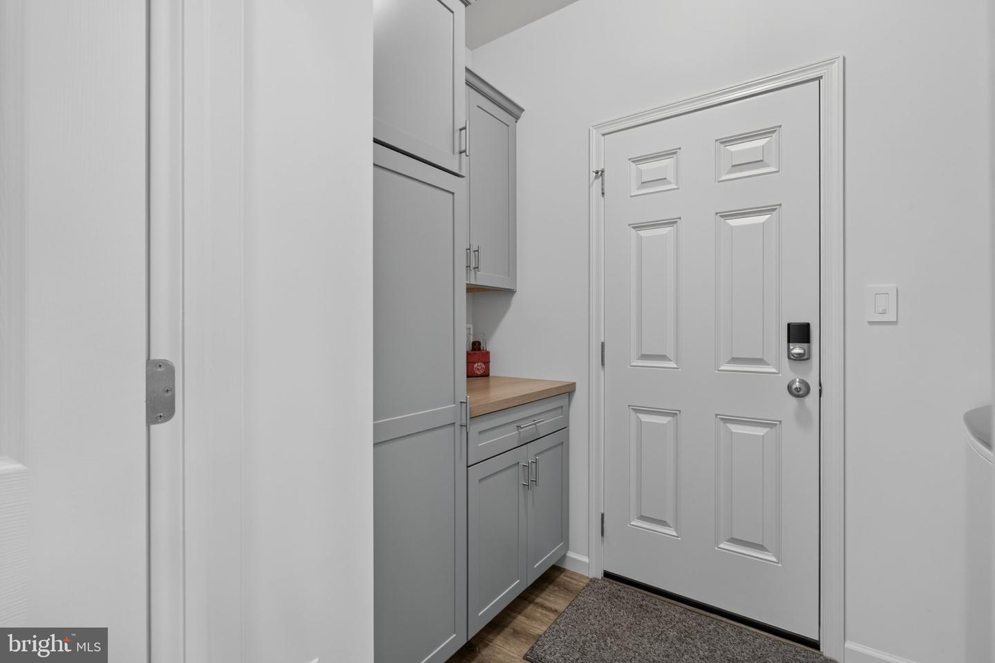 228 Flintwood Dr Property Photo 20