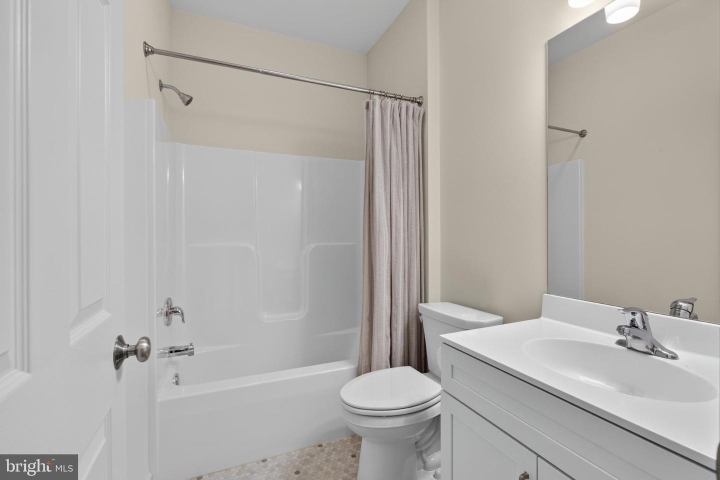 228 Flintwood Dr Property Photo 31