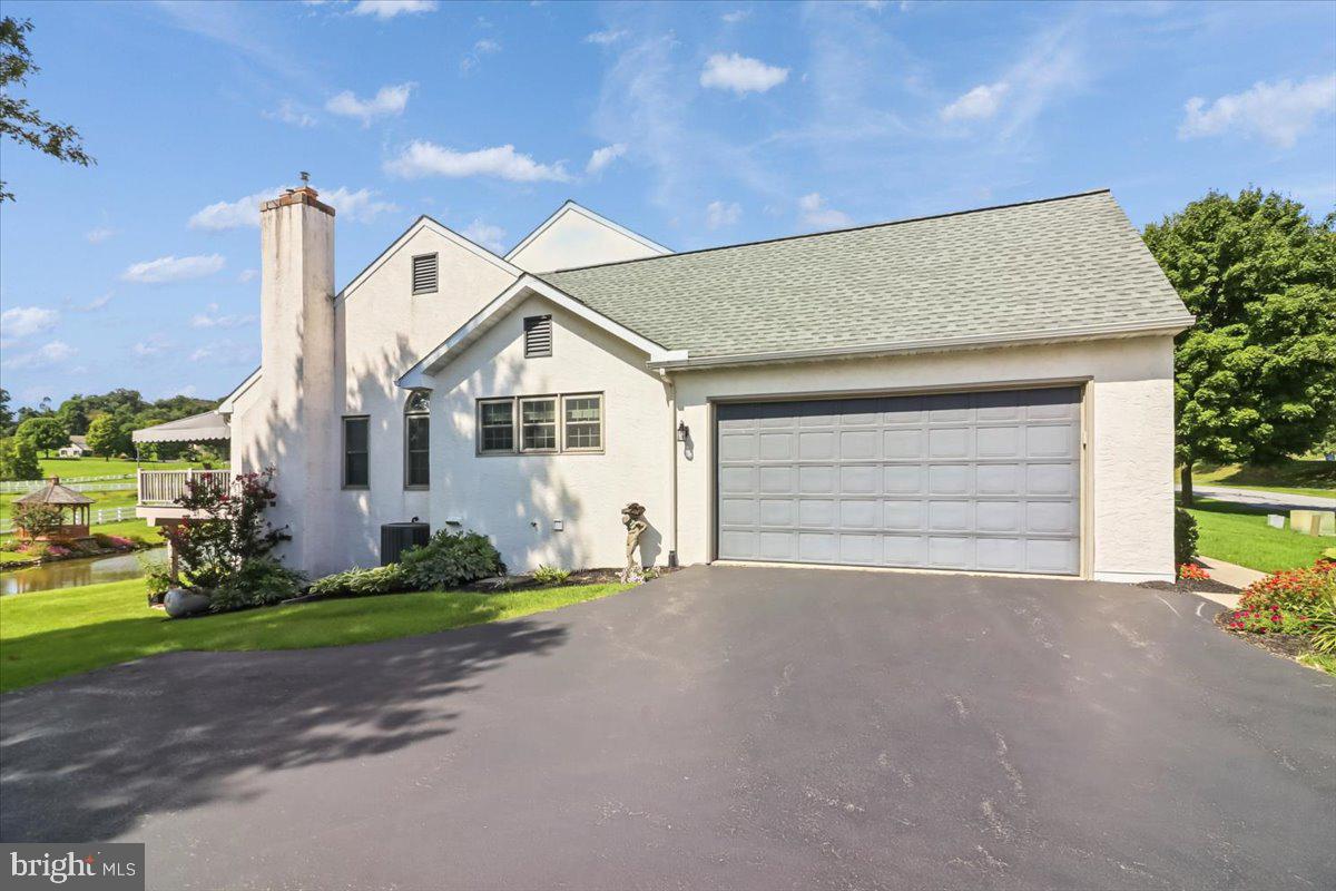 115 Derby Dr Property Photo 40