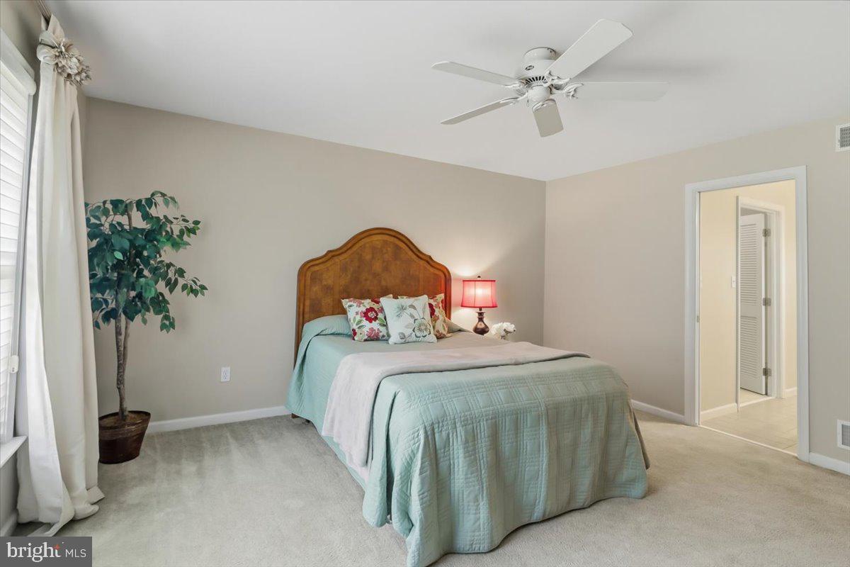 6 Parkside Dr Property Photo 9