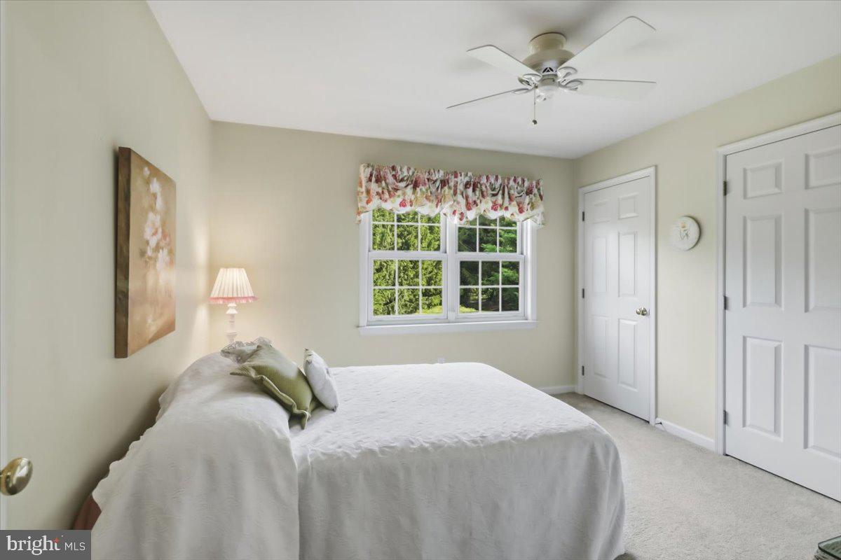 6 Parkside Dr Property Photo 18