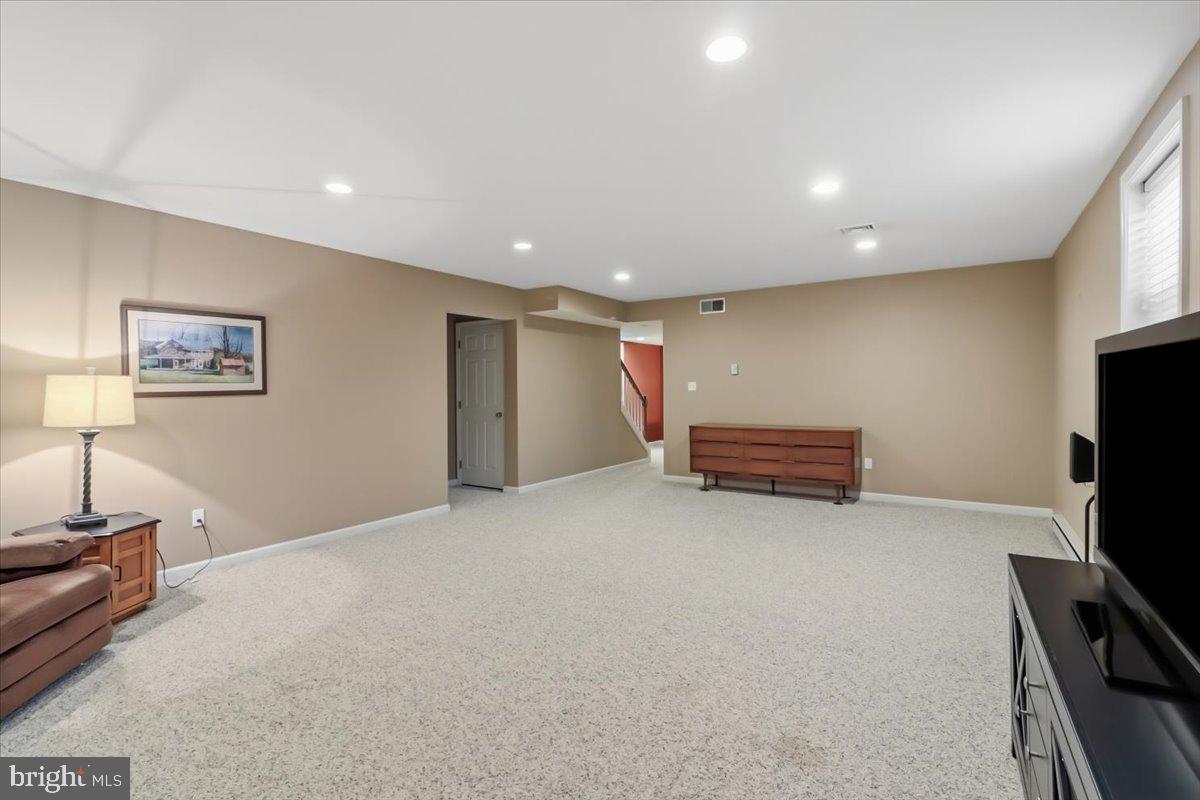 6 Parkside Dr Property Photo 25