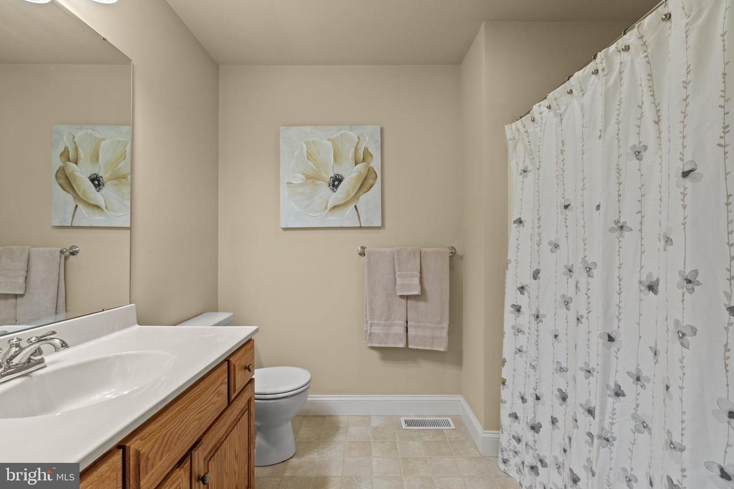 1040 Aris Pear Way Property Photo 32