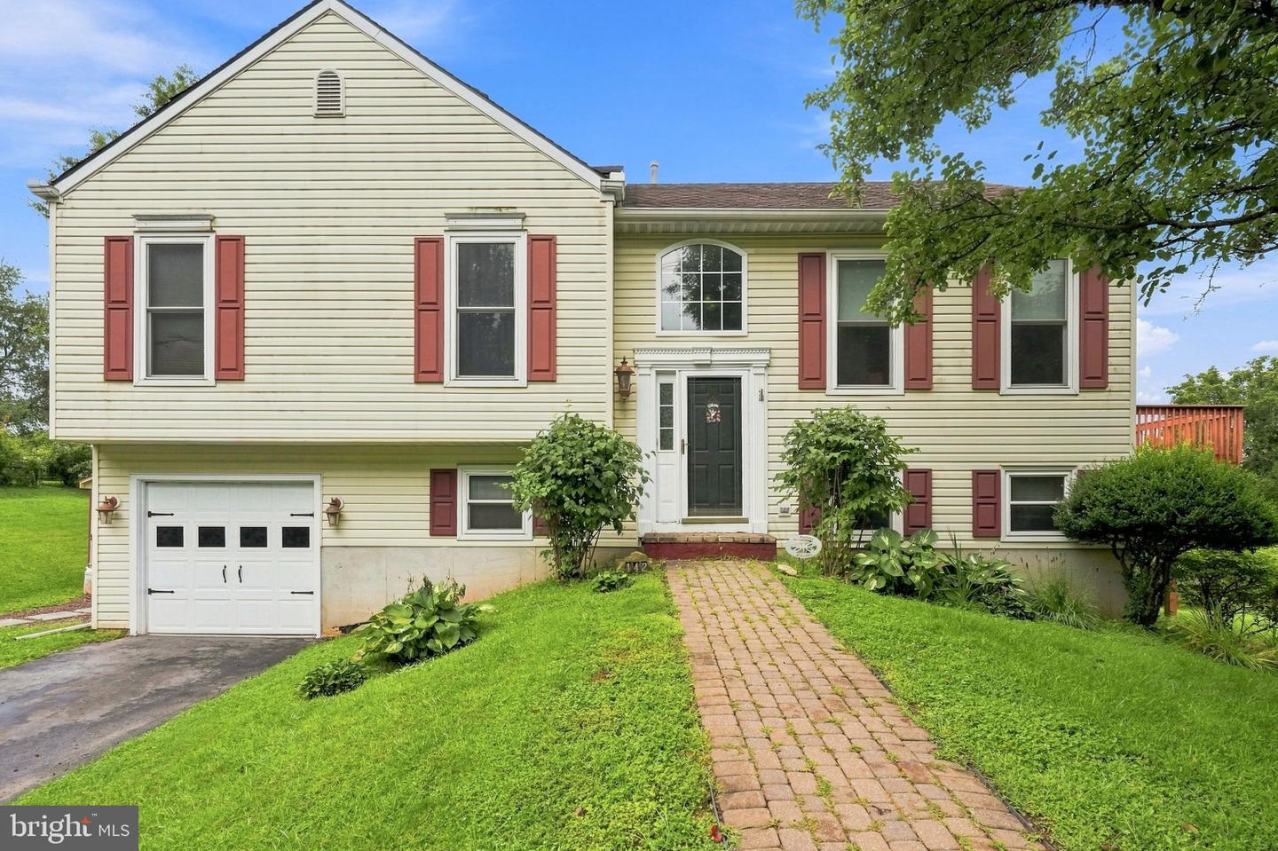 142 Wedgewood Rd Property Photo 5