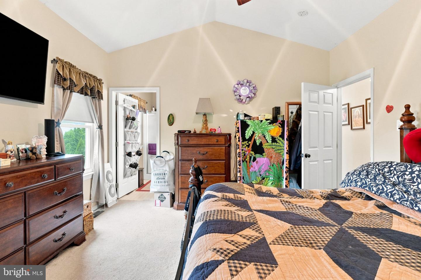 142 Wedgewood Rd Property Photo 18