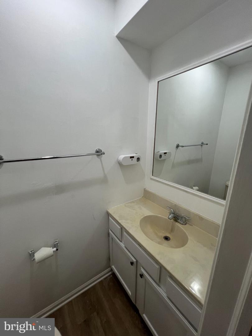309 Kennedy Dr Property Photo 37