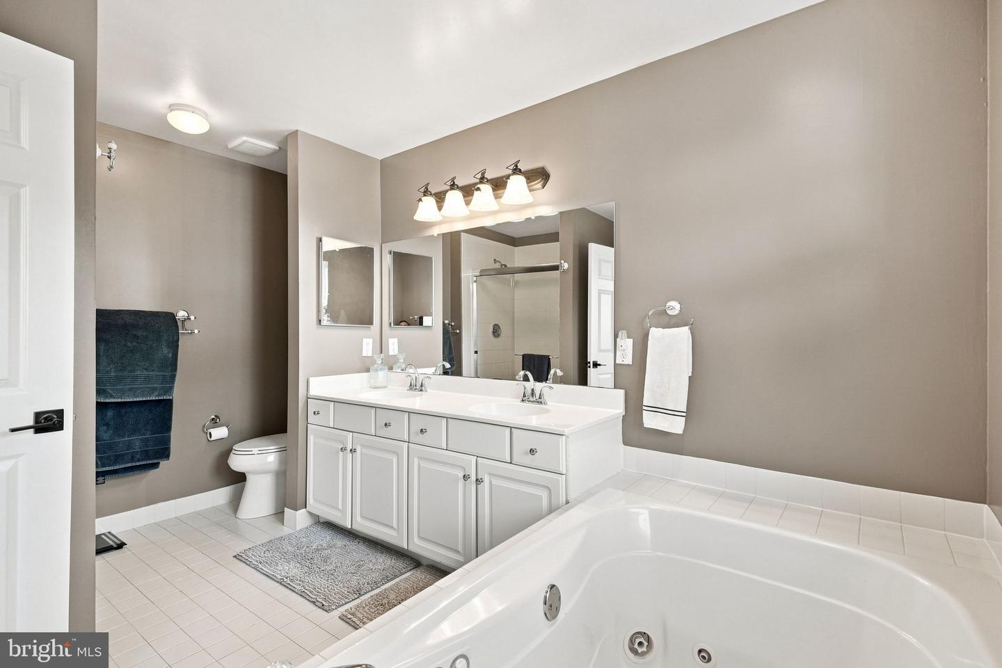 439 Lake George Cir Property Photo 17