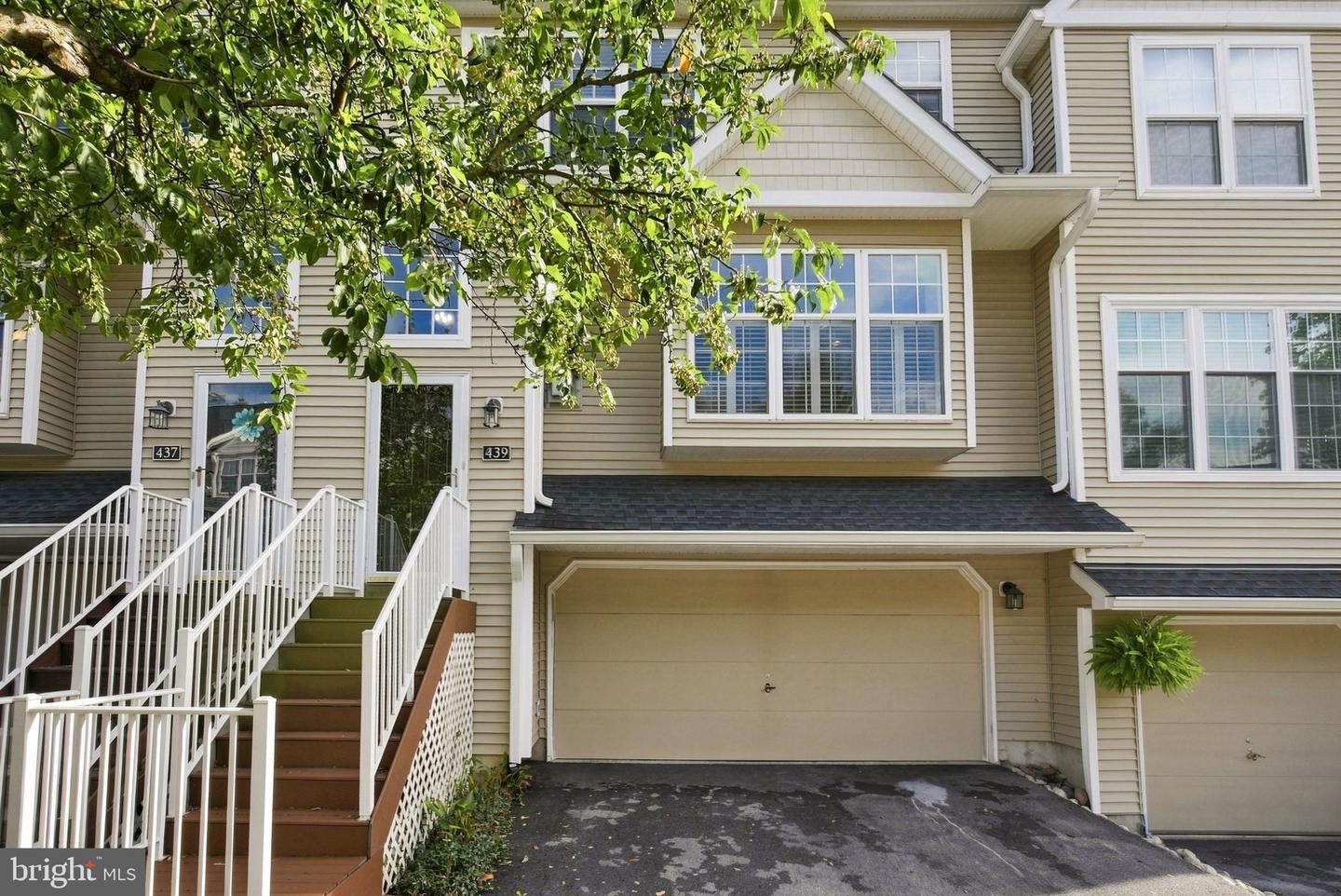 439 Lake George Cir Property Photo 26