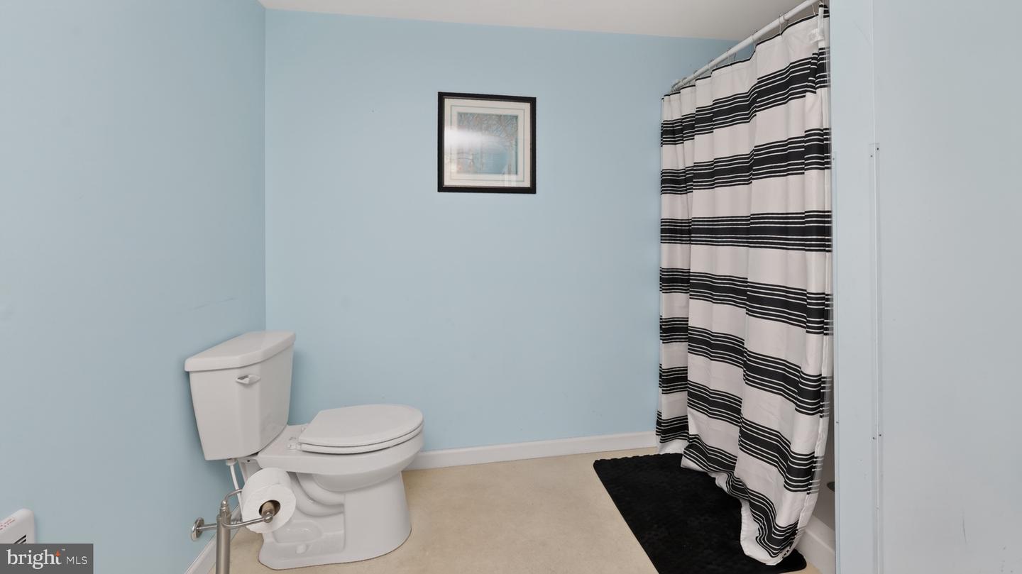 3471 Horseshoe Pike Property Photo 8
