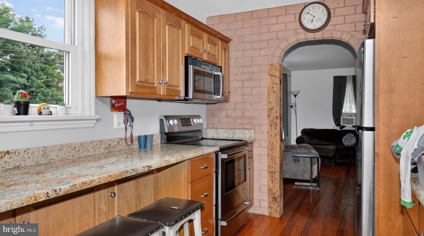 3471 Horseshoe Pike Property Photo 15