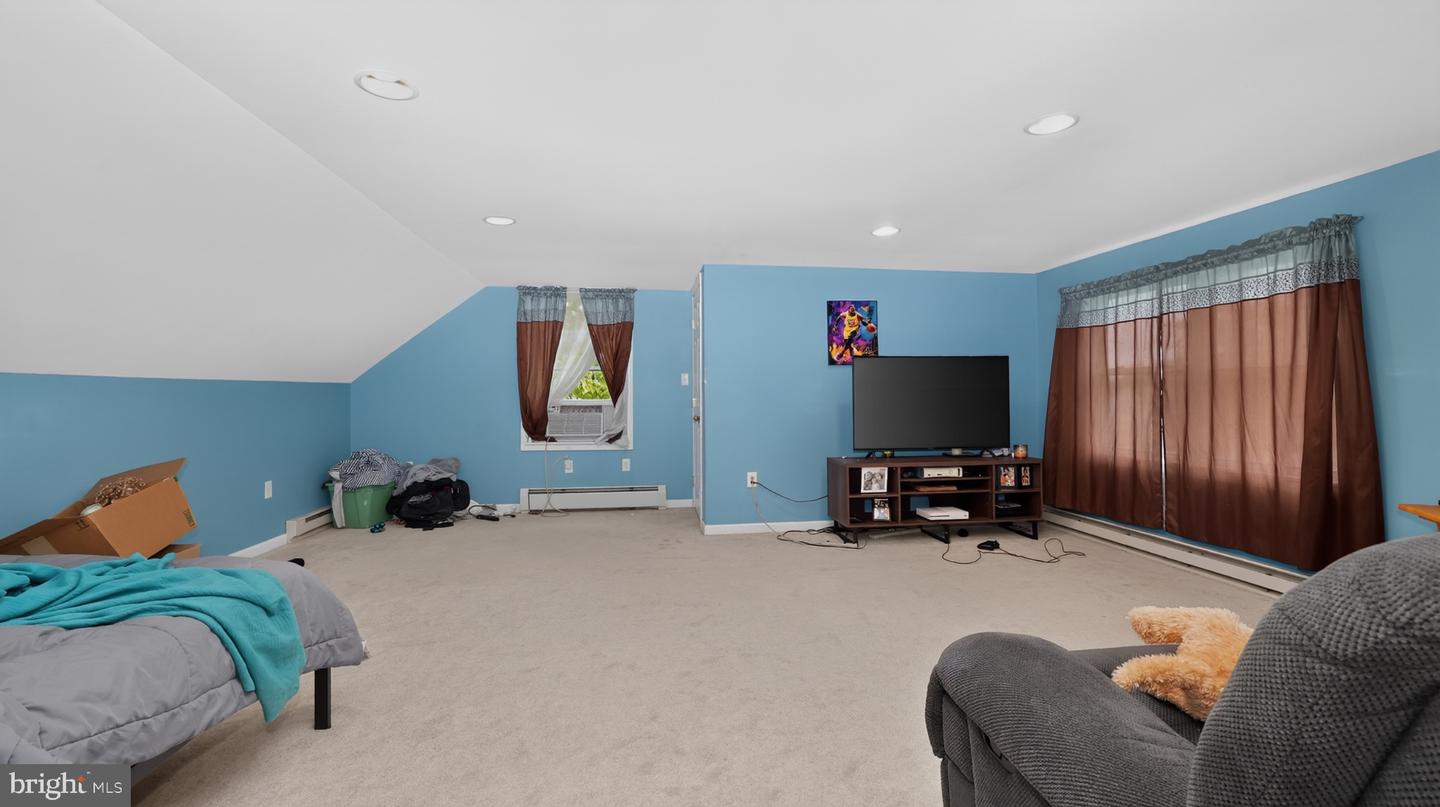 3471 Horseshoe Pike Property Photo 18
