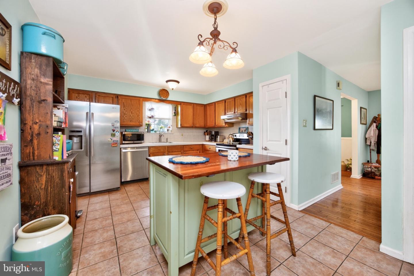 29 Lamberts Ln Property Photo 10