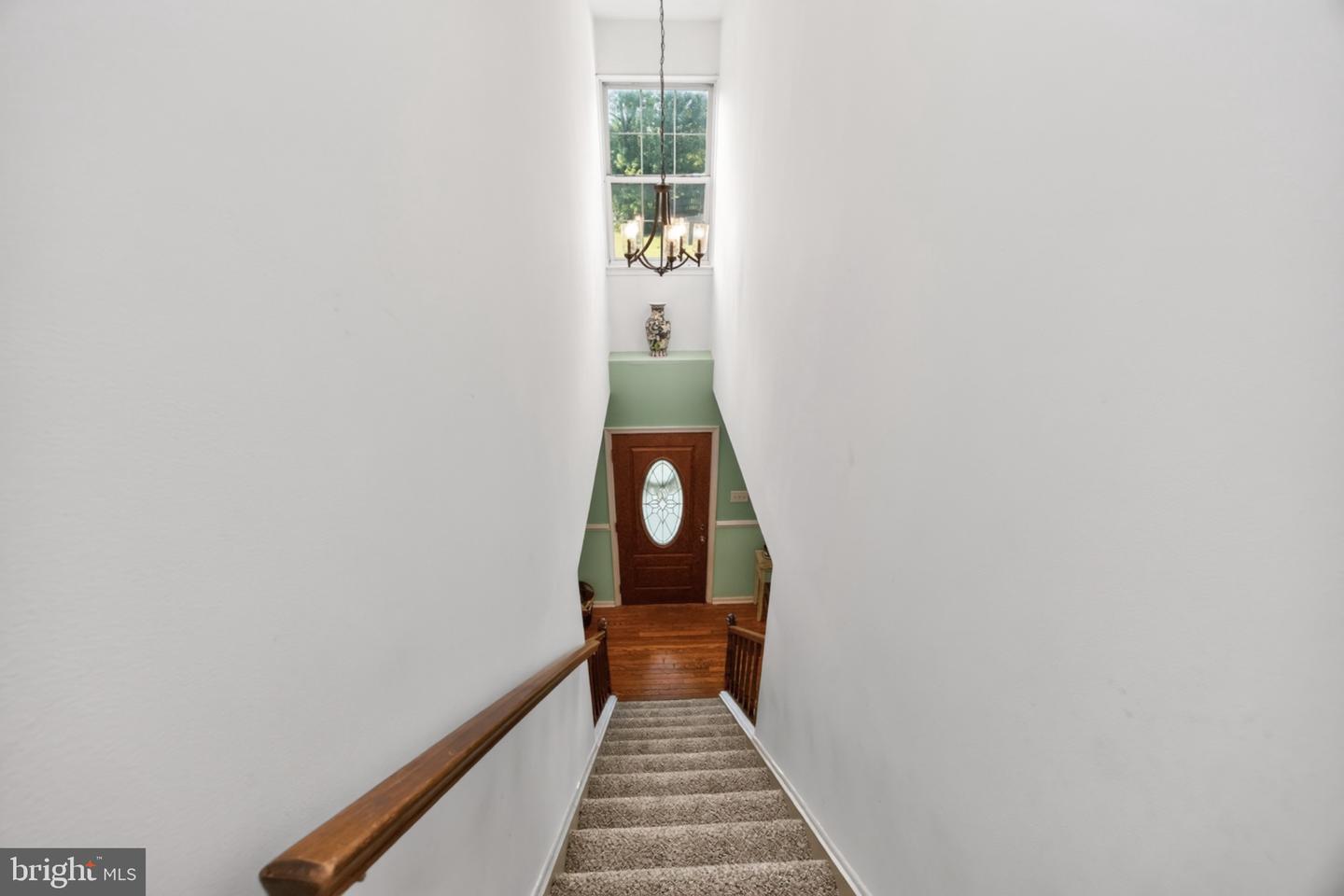 29 Lamberts Ln Property Photo 17