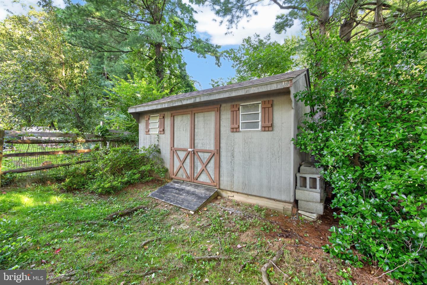 29 Lamberts Ln Property Photo 37