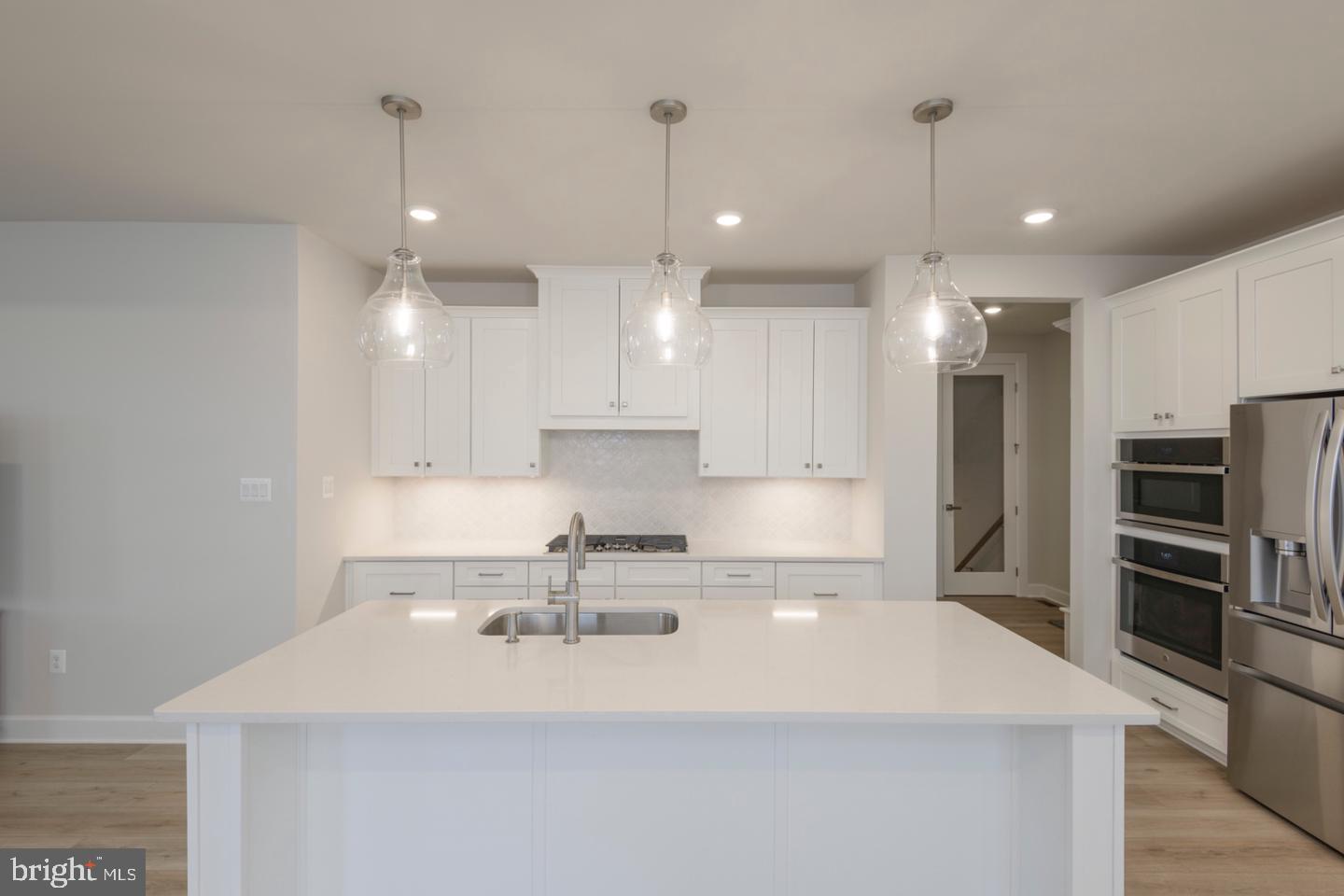 1530 Cricket Way Property Photo 4