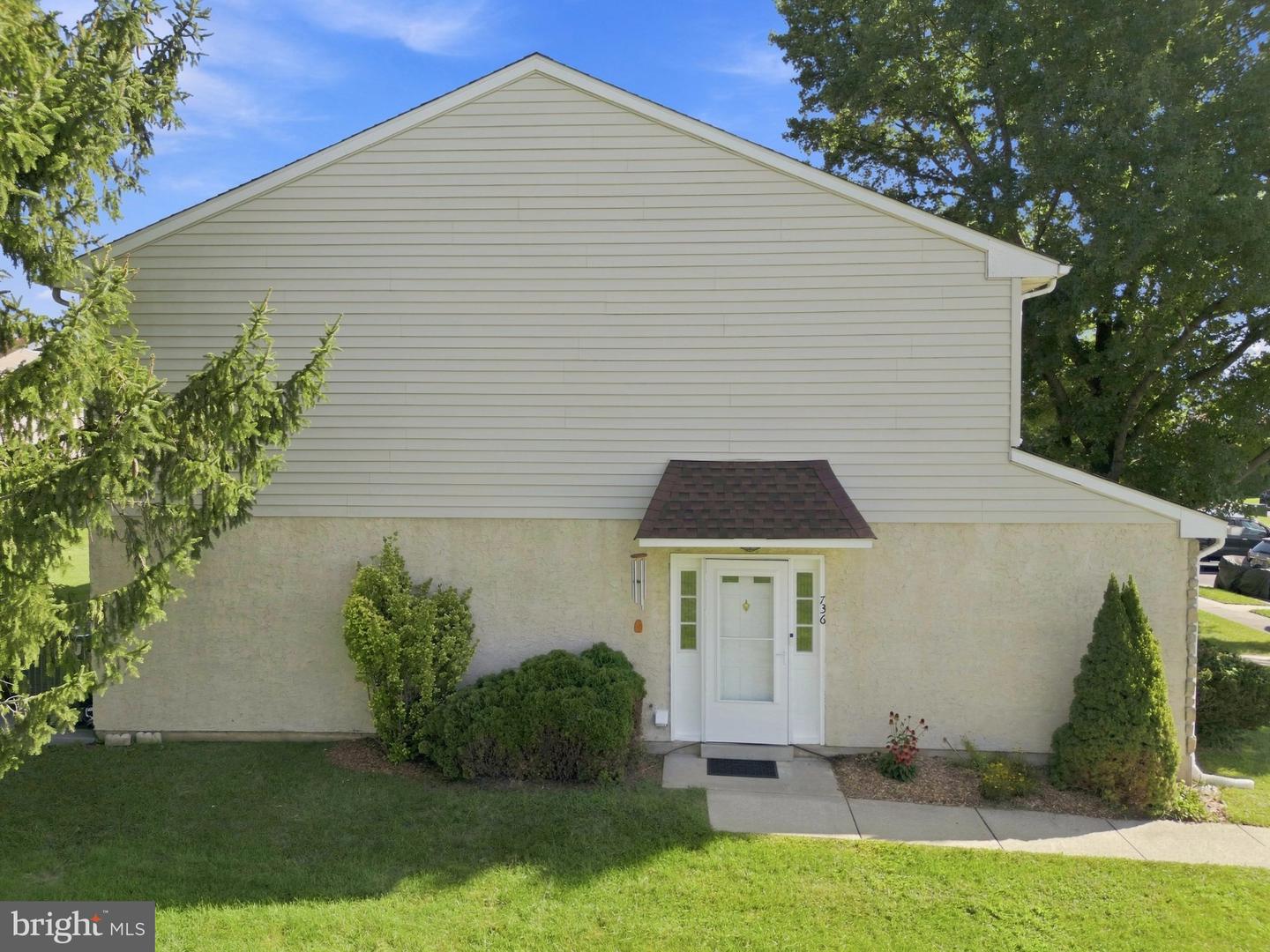 736 Springfield Ct Property Photo 12