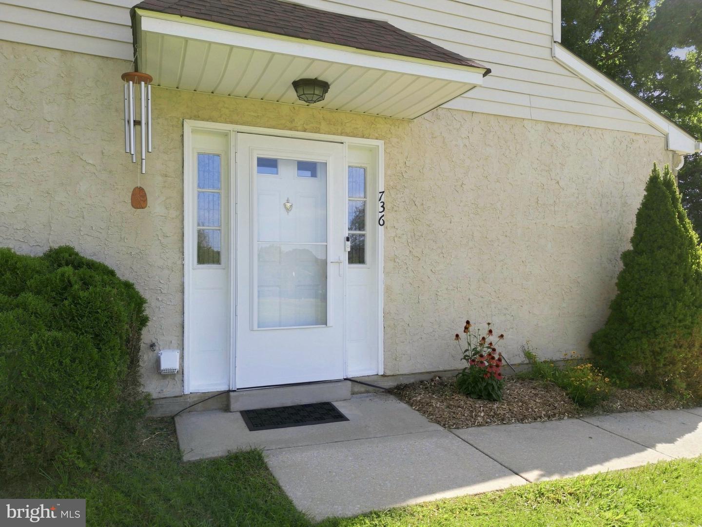 736 Springfield Ct Property Photo 13