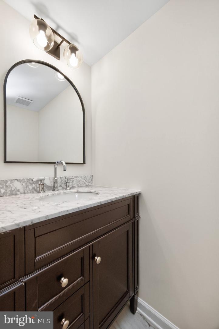 1602 Worthington Dr #1602 Property Photo 34