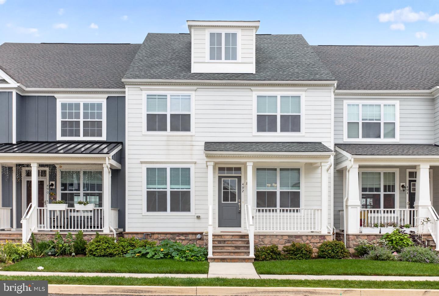 492 MAJOR JOHN WAY