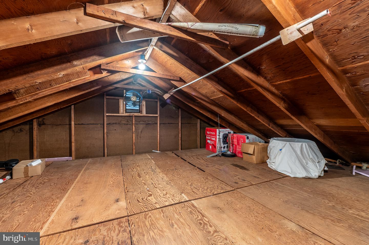 25 Greentree Ln Property Photo 18