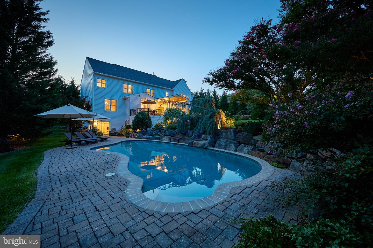 48 Lily Pond Ln Property Photo 12