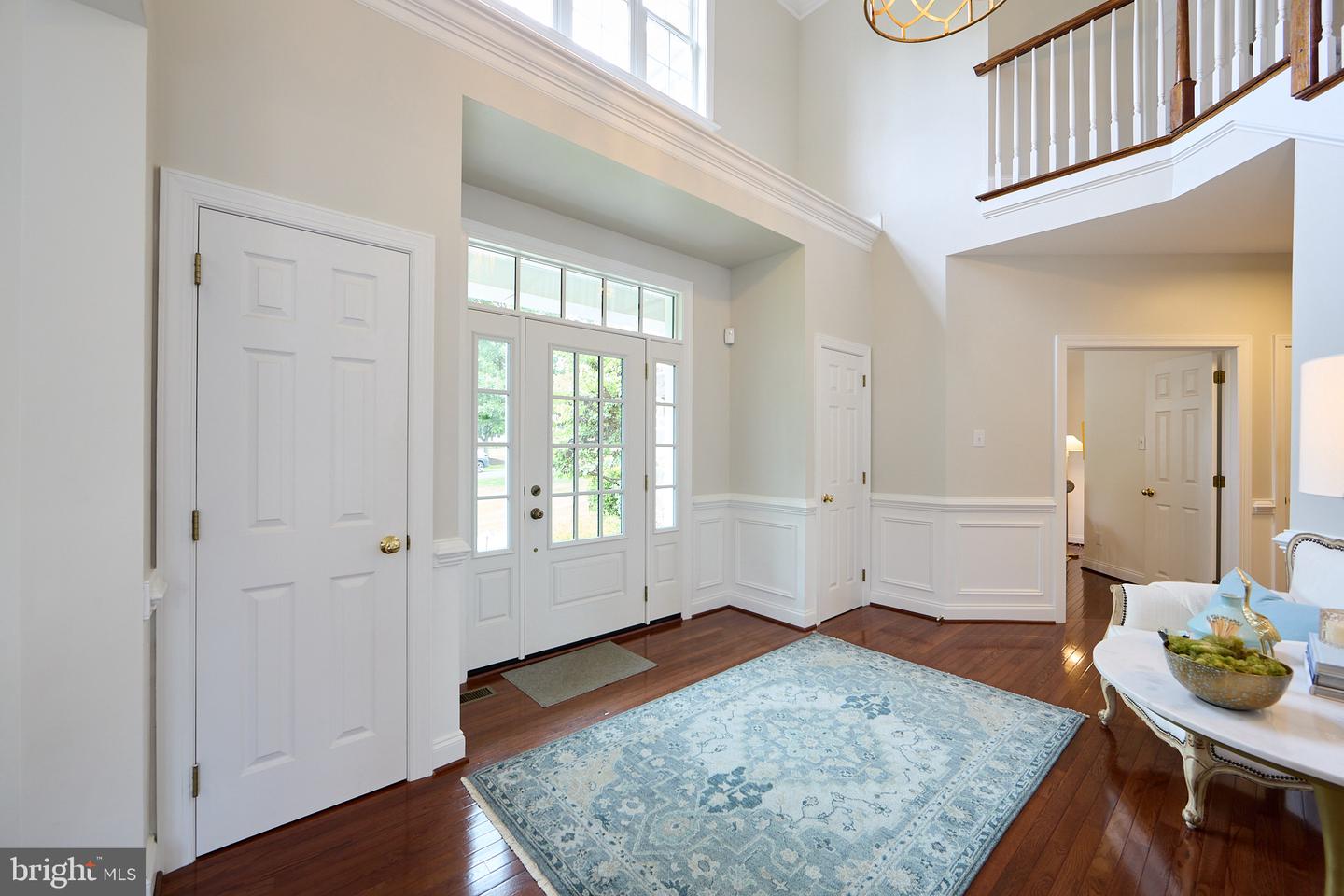 48 Lily Pond Ln Property Photo 17