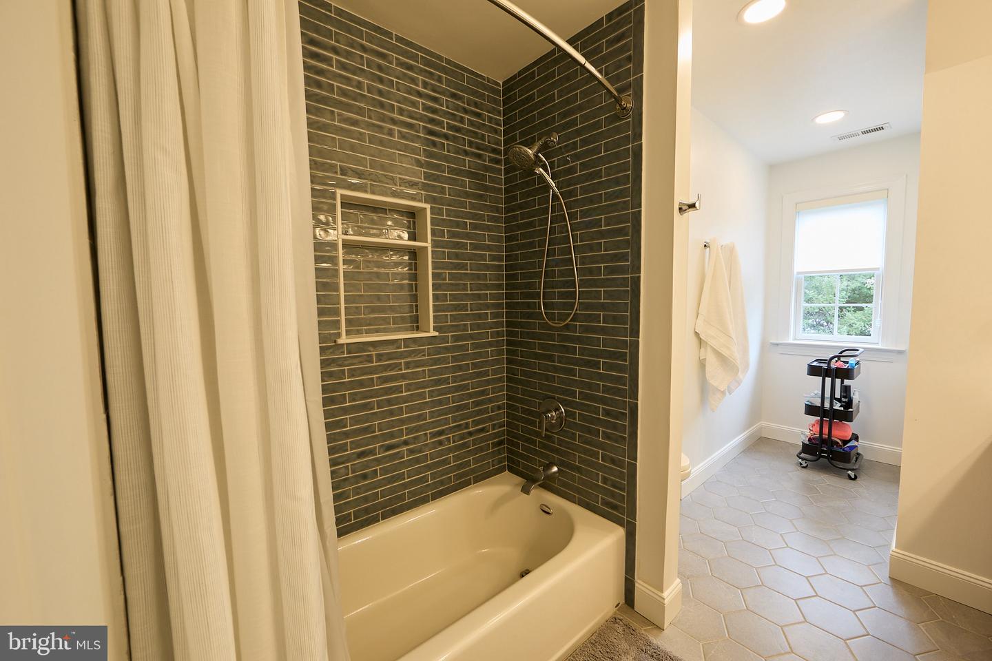 48 Lily Pond Ln Property Photo 50