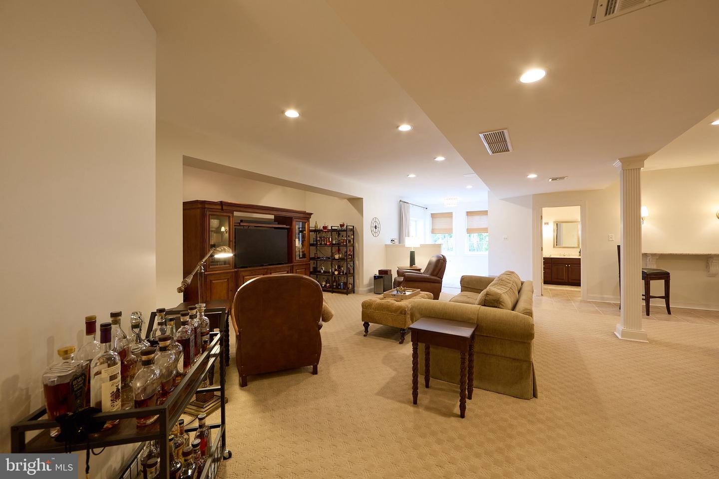 48 Lily Pond Ln Property Photo 59