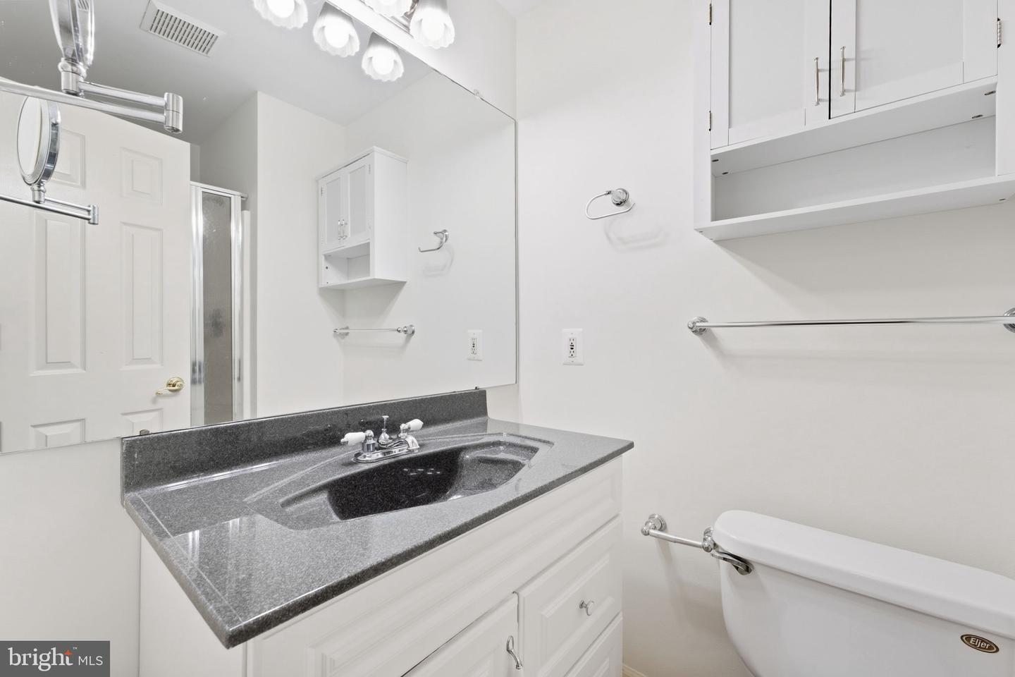 922 Railway Sq #31 Property Photo 24