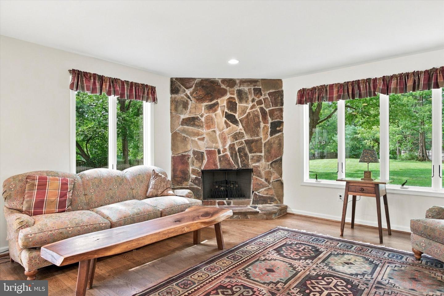 4 Gingerwood Rd Property Photo 13