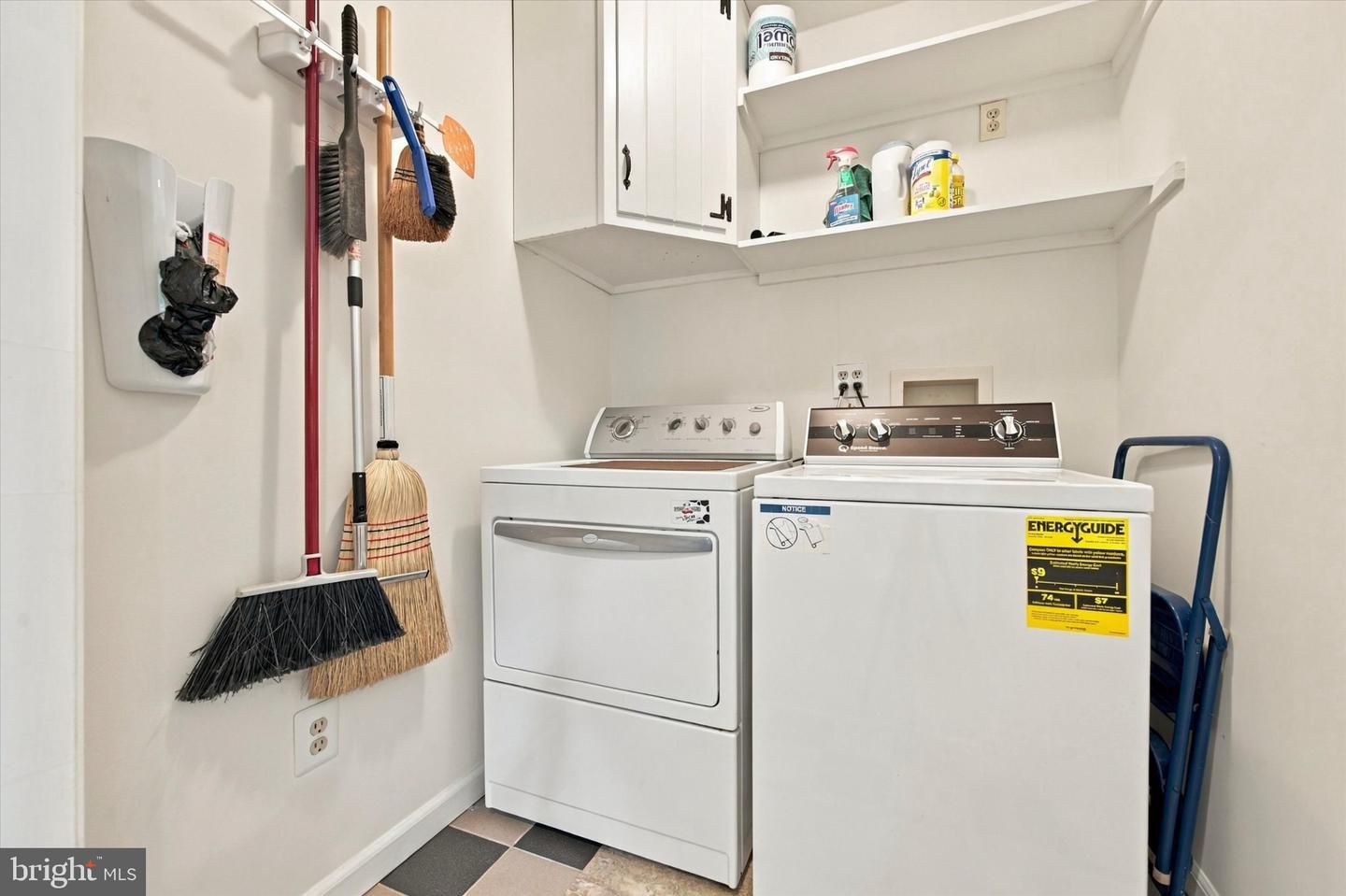 4 Gingerwood Rd Property Photo 15