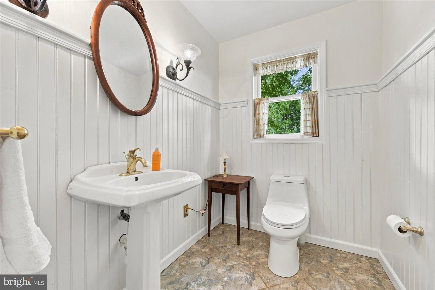 4 Gingerwood Rd Property Photo 16