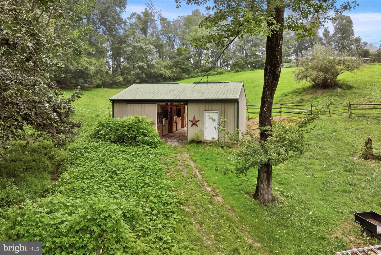PACT2135372 Property Photo 5