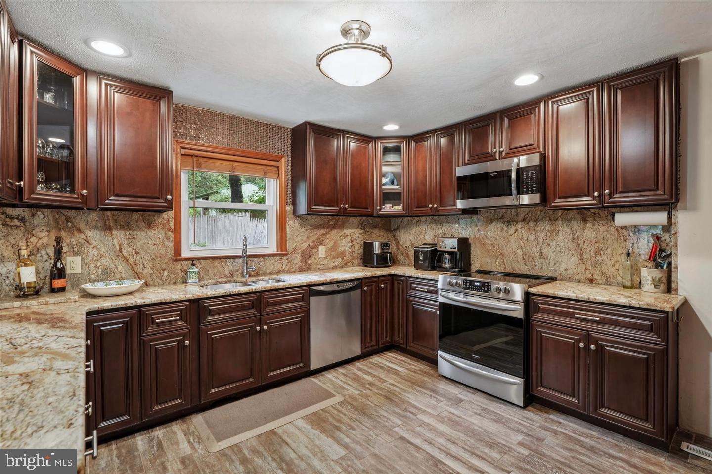 PACT2135372 Property Photo 8
