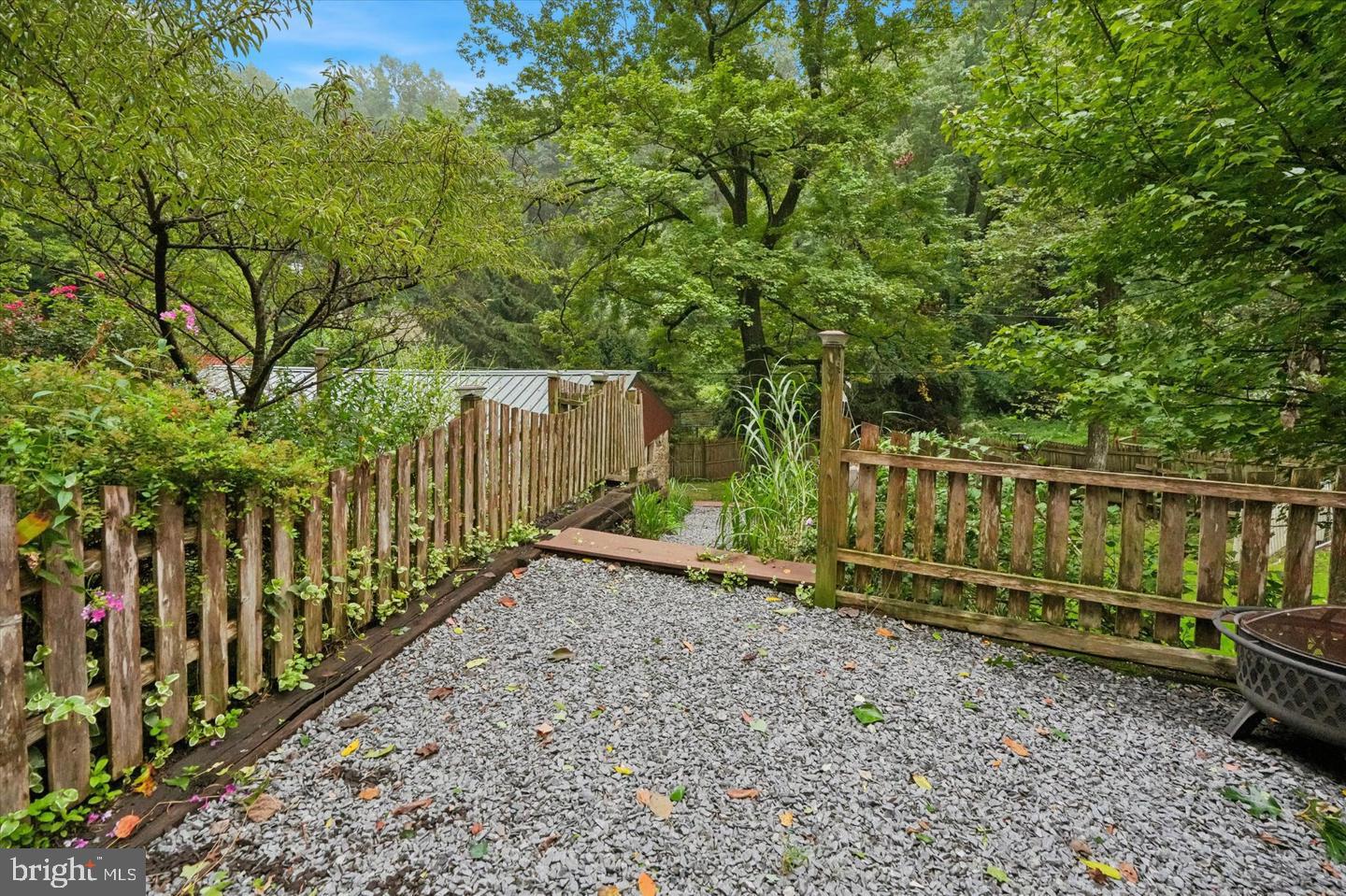 PACT2135372 Property Photo 39