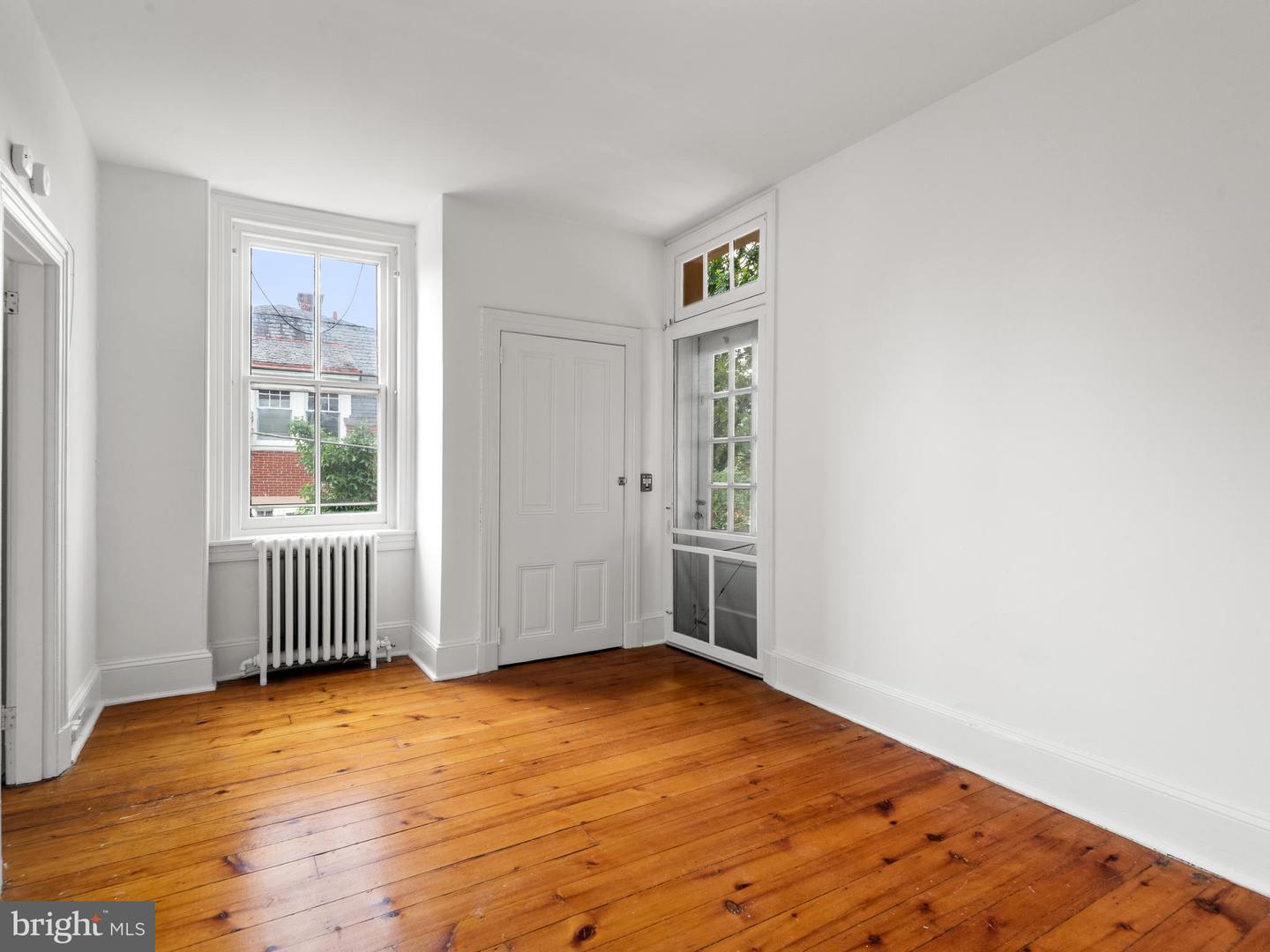 318 N Matlack St #2f Property Photo 10