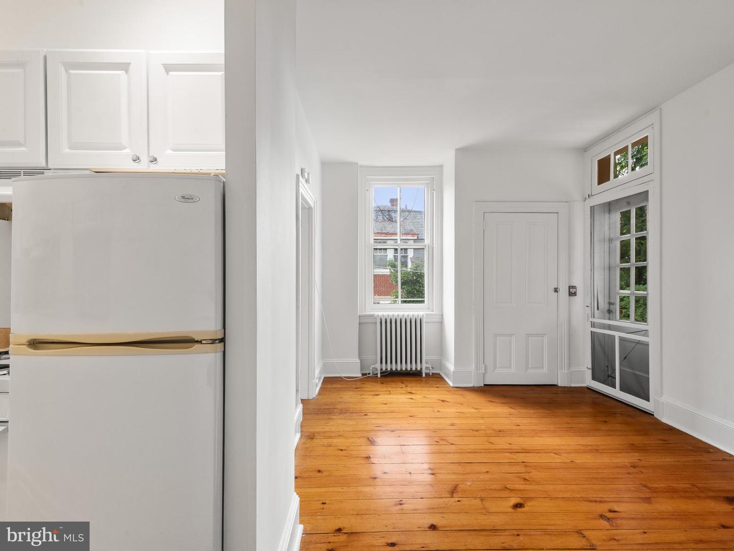 318 N Matlack St #2f Property Photo 11