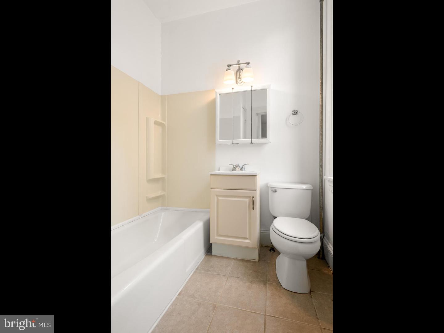 318 N Matlack St #2f Property Photo 23