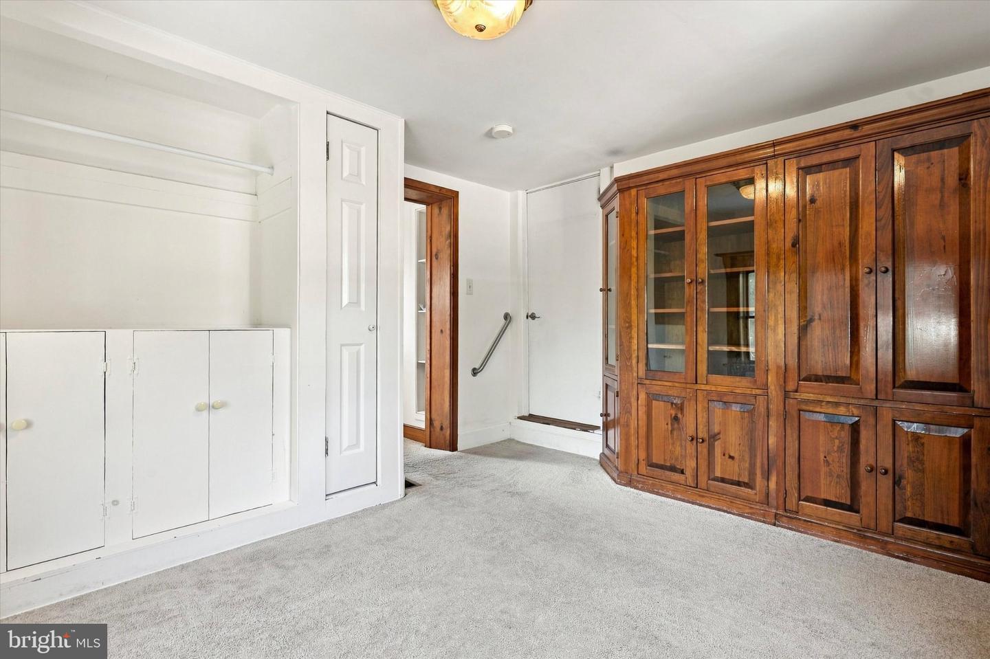 535 Valley Park Rd Property Photo 8