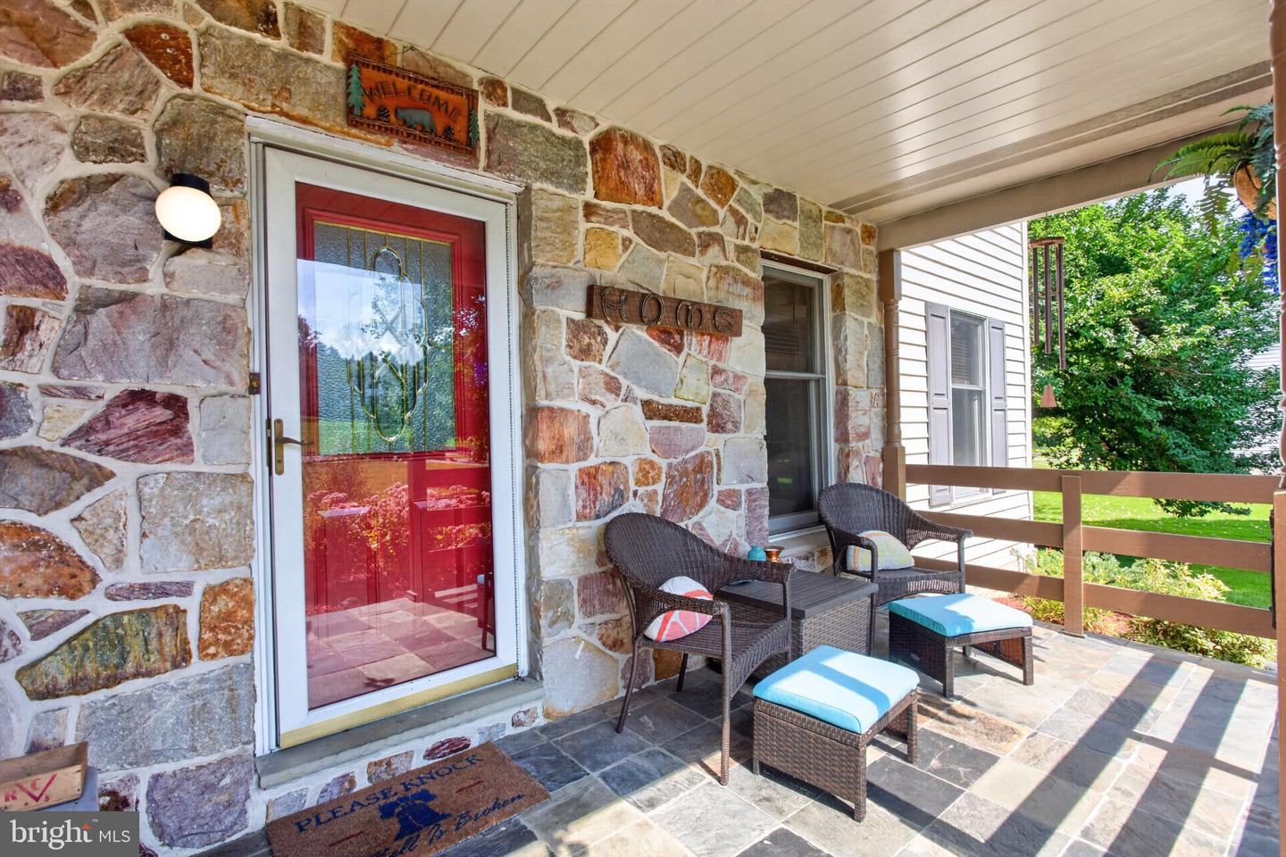 4 Seabury Property Photo 6