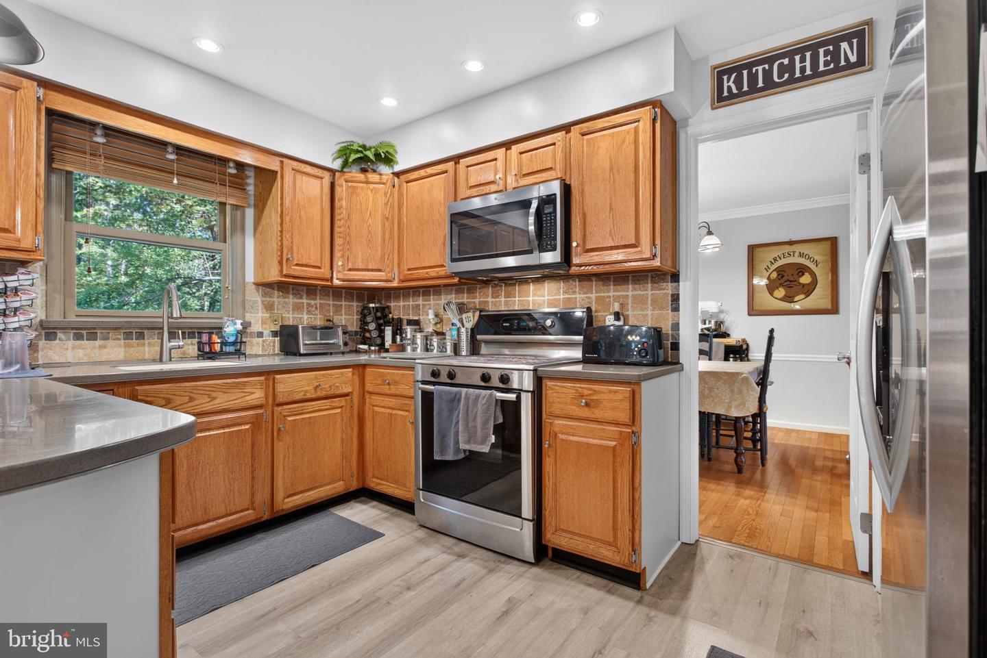 4 Seabury Property Photo 17