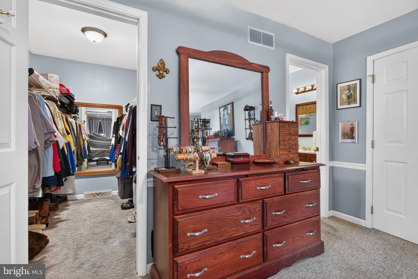 4 Seabury Property Photo 29