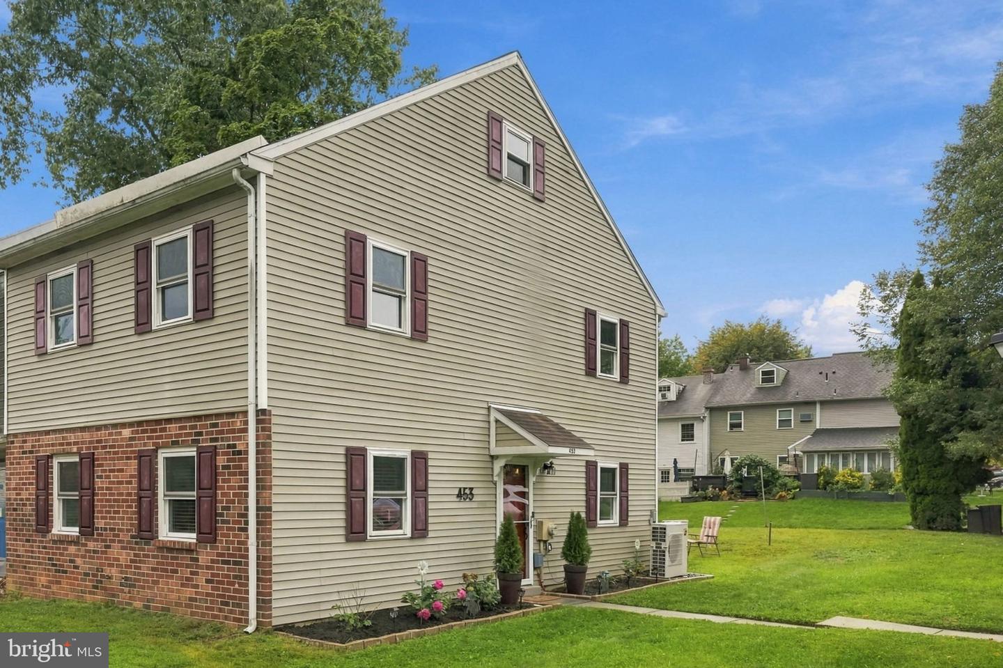 453 E Cardigan Ter #453 Property Photo 1